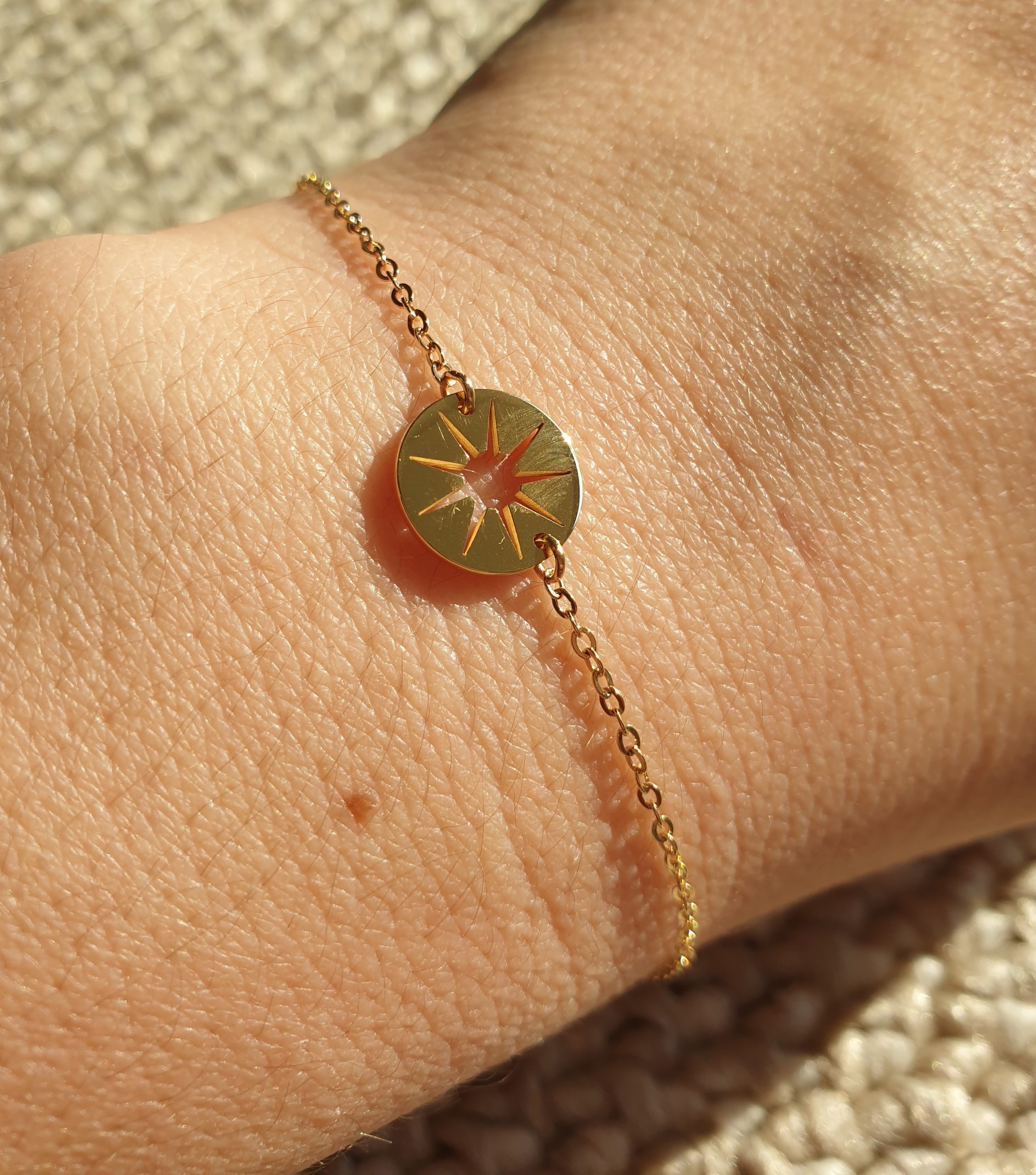Bracelet petite Etoile Doré omacoo