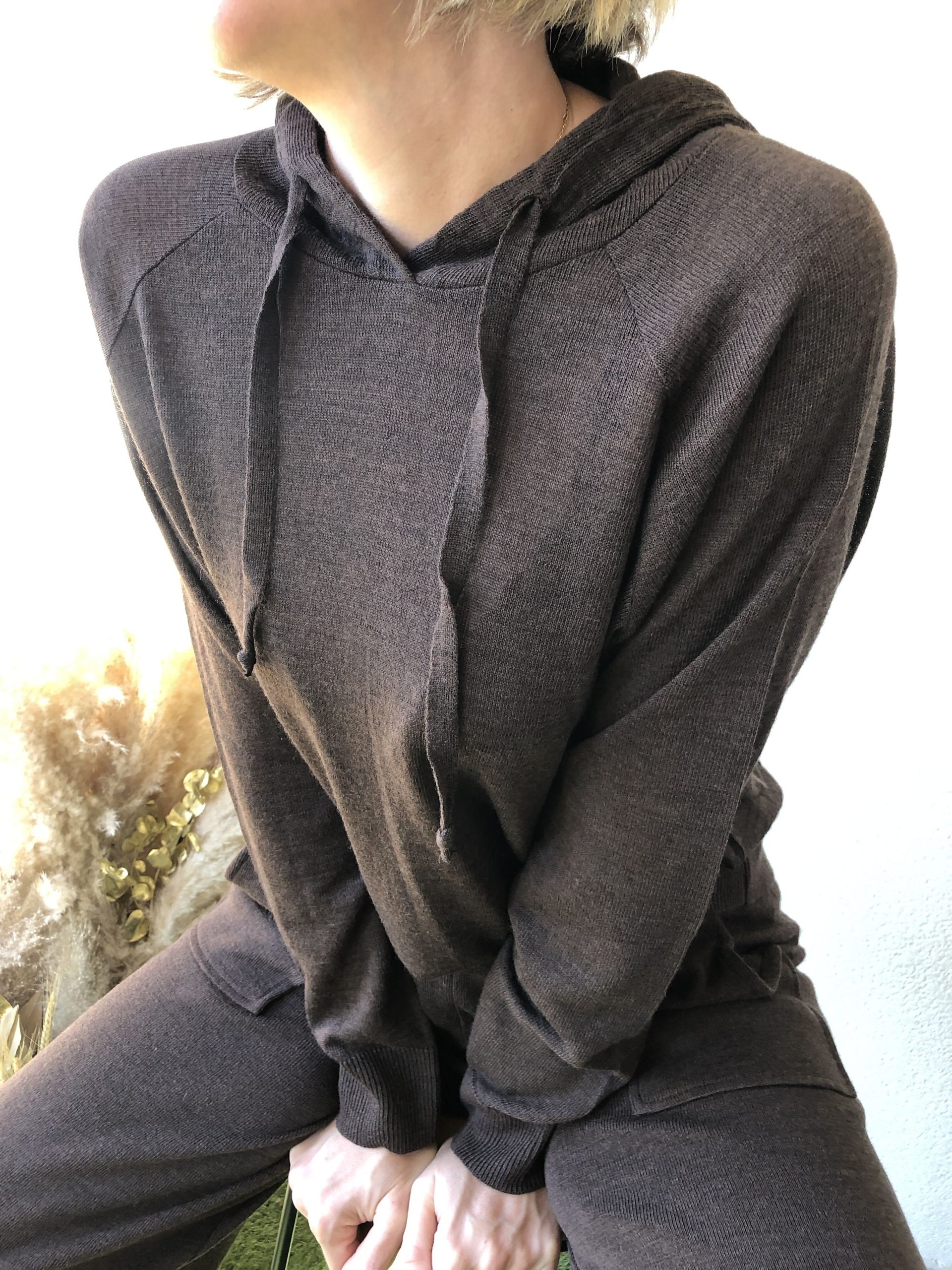 sweat top susan marque humility