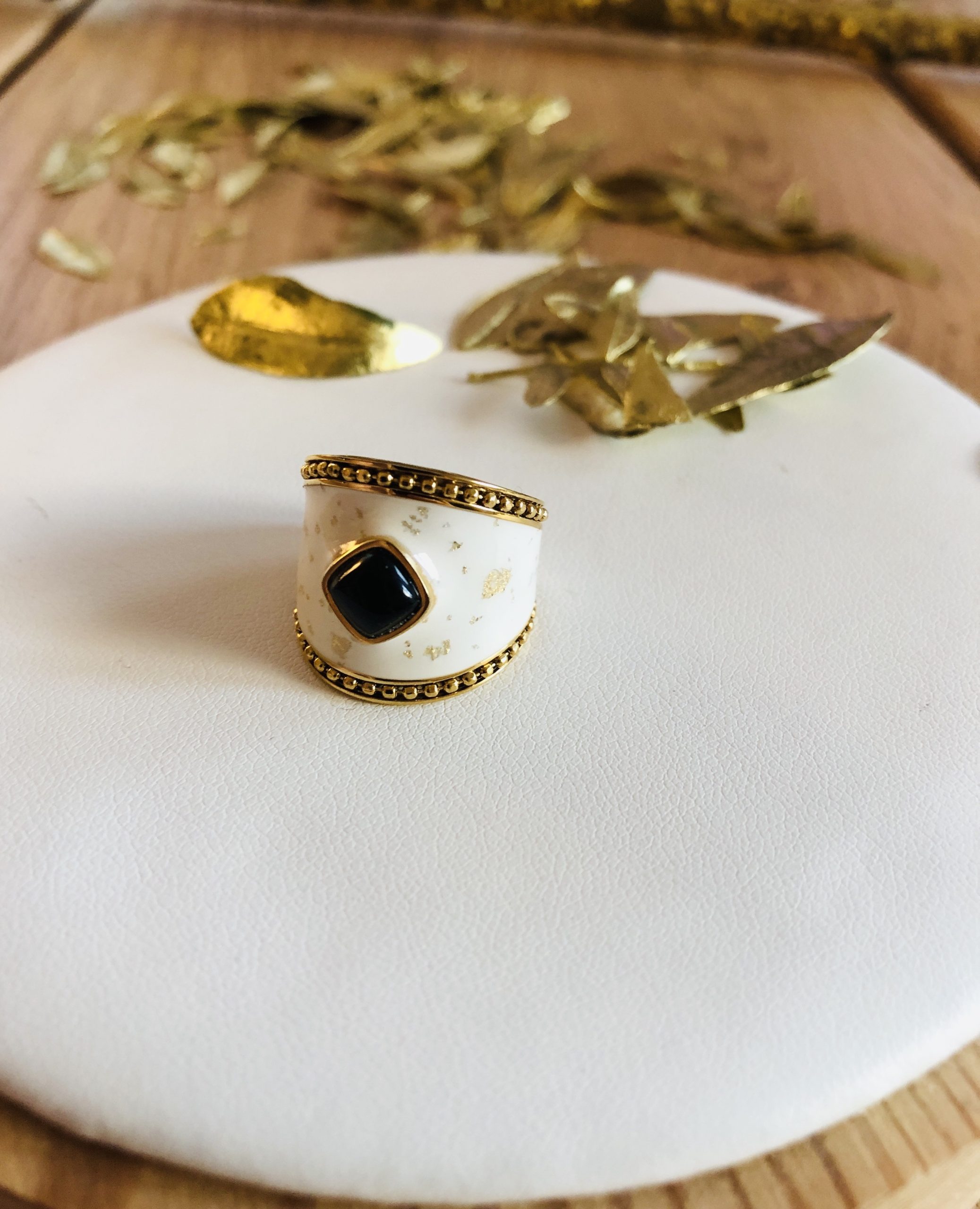 bague noir reglable acier inoxydable doré marque OMACOO