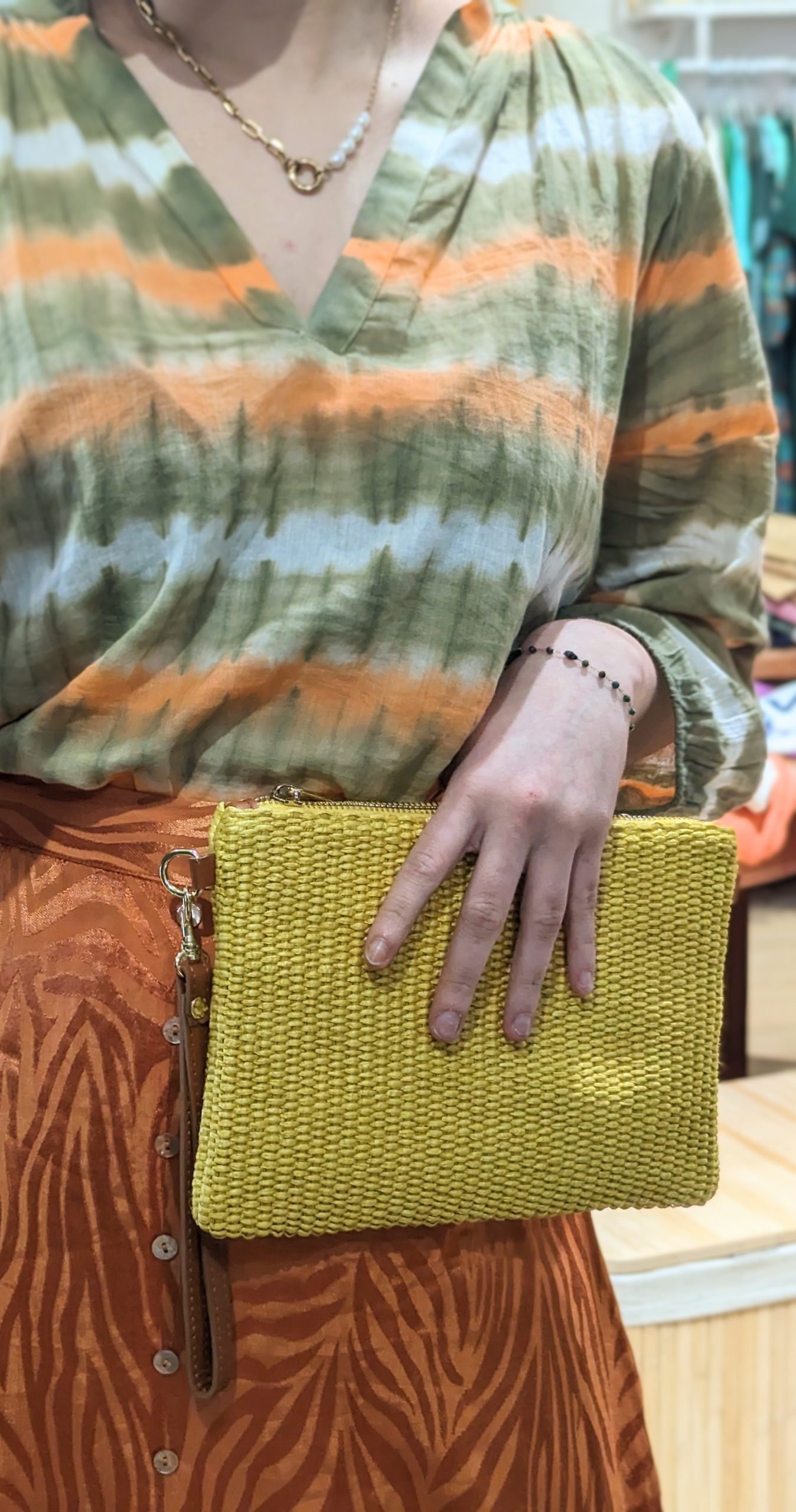 Sac pochette jaune rafia cuir