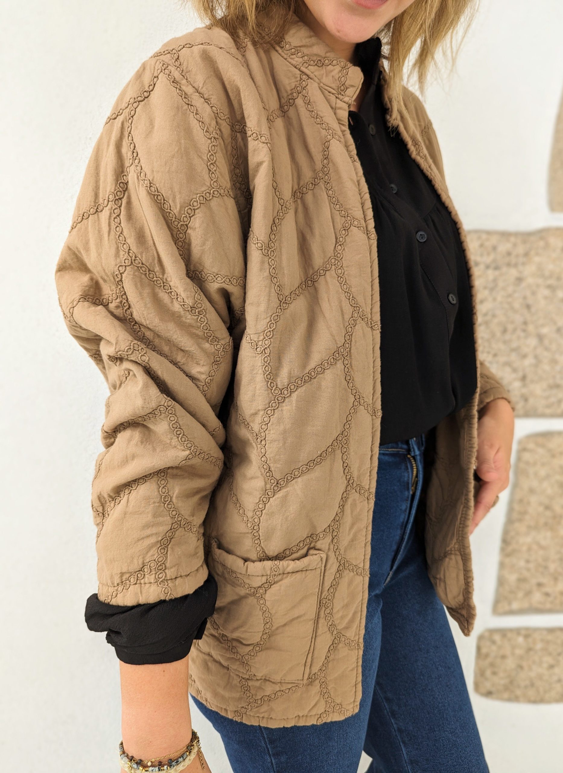 veste matelassée beige marque emma blue